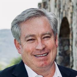 特朗普表示将来可能考虑削减国防预算,但当前并不计划。