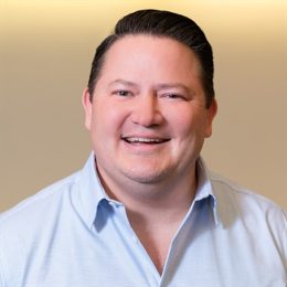 在关税威胁的背景下,衰退交易显著增强,贵金属价格的下行调整趋势有所减缓。