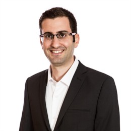 消息人士透露,美国与俄罗斯正在探讨在北极进行合作,主要集中于贸易路线和自然资源的勘探。这一动向被视为美国总统唐纳德·特朗普为改善与莫斯科关系所采取的措施。相关讨论涵盖了自然资源开发及相关贸易通道的建设。