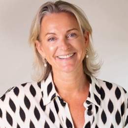 最新市场动态:上期所原油期货与贵金属的表现分析